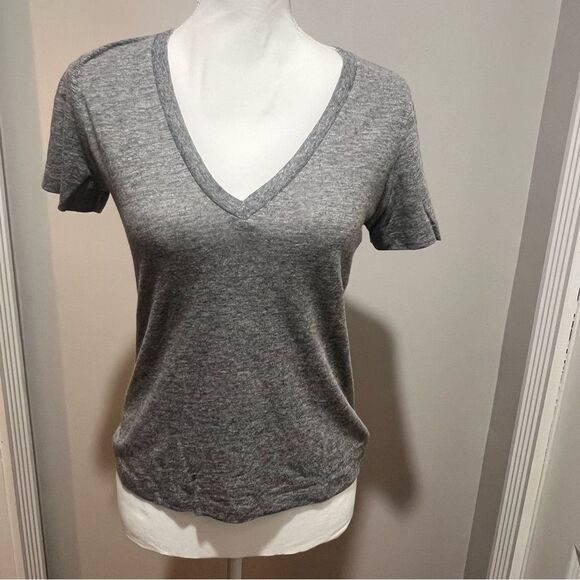 NWT Monrow Textured Tri-Blend Fitted V Neck Tee womens size xs - Picture 8 of 11